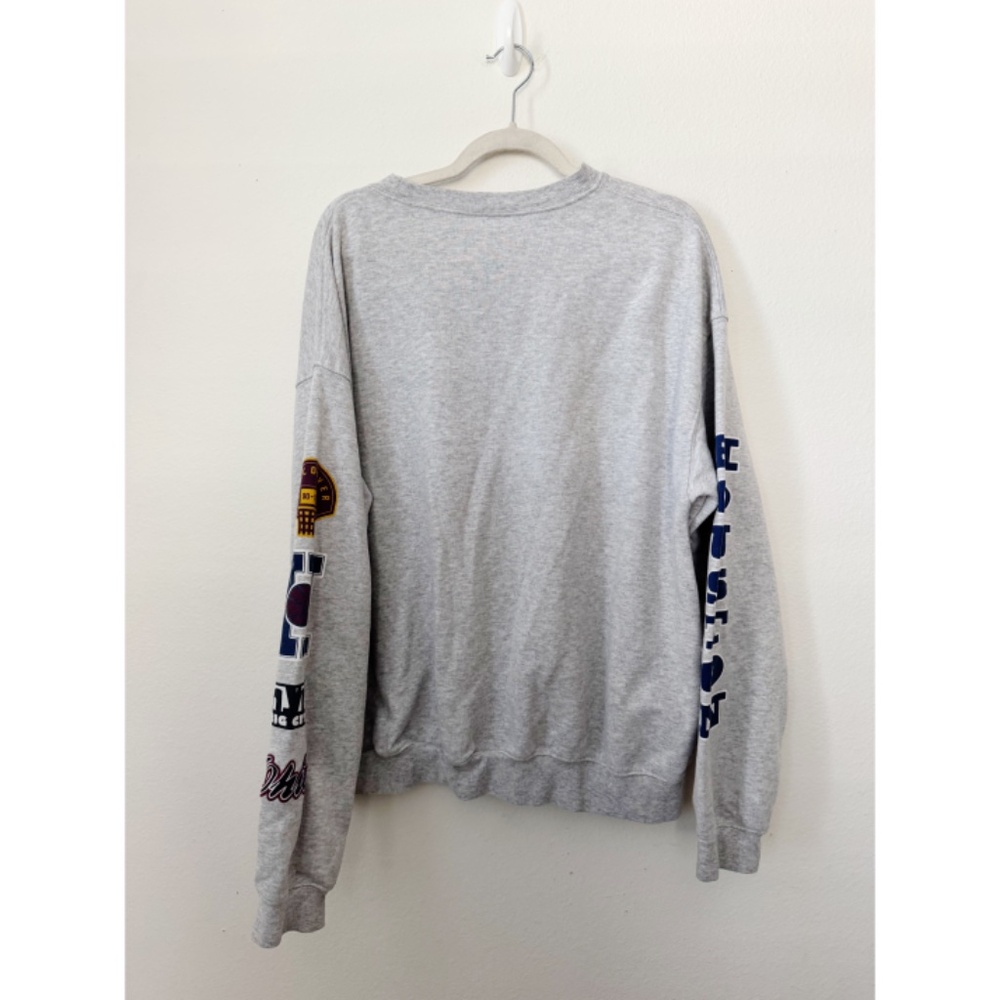 Urban Outfitters UO Varsity College Badge Crew Neck Sweatshirt Gray Unisex M - Picture 3 of 6